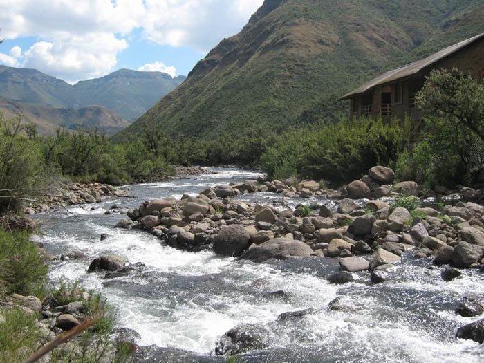 Maliba River Lodge Butha-Buthe ภายนอก รูปภาพ